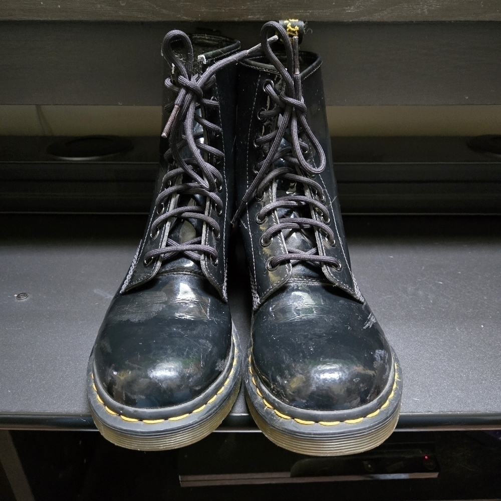 Dr. Martens 1460 Originals Black Eight-Eye Lace-Up Patent Leather Boots - Picture 3 of 9